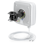 triple band PTP/client antenna
