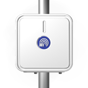 triple band PTP/client antenna